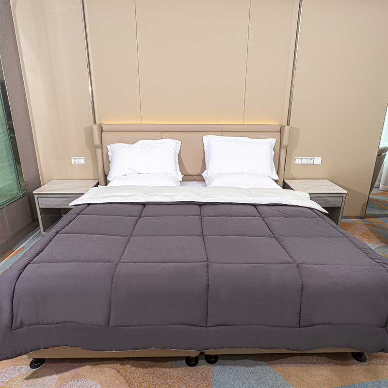 Siva cijela sezona umetak od duvet - dizajn kutija posteljina kompozitor laganog jorgani za jobelu hotela s kutnim karticama